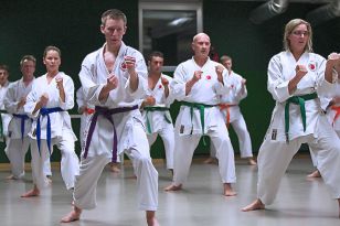 seibukan_KARATE_ein_Sport_fuer_Alt_und_Jung_2012_018.jpg