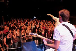 seibukan_Konzert_der_Linzer_Aerzteband_2012_014.jpg