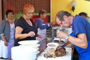 seibukan_Schweinebraten_Kistensau_beim_Kitzmueller_2012_004.jpg