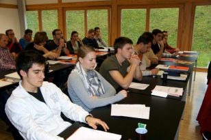 seibukan_Neue_Uebungsleiter_im_Dojo_Seibukan_Linz_2011_027.jpg