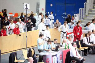 seibukan_ESKA_Shotokan_Europameisterschaft_in_Wels_2009_021.jpg