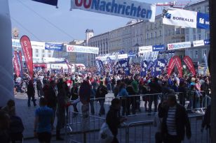 seibukan_Linz_Marathon_2013_001.jpg