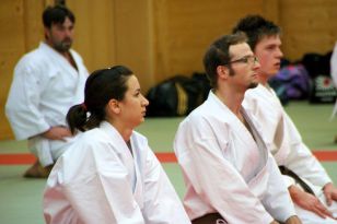 seibukan_Neue_Uebungsleiter_im_Dojo_Seibukan_Linz_2011_019.jpg