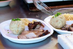 seibukan_Schweinebraten_Kistensau_beim_Kitzmueller_2012_064.jpg