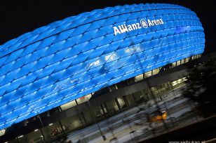 seibukan_Muenchen_Allianz_Arena_2013_002.jpg