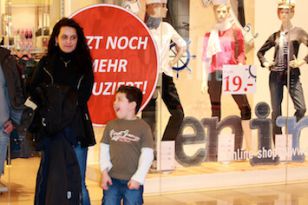 seibukan_Infostand_Lentia_Shopping_City_Linz_2012_009.jpg