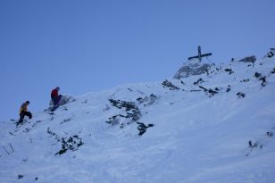 seibukan_Seibukaner_auf_Schneeschuh_Tour_2014_000.jpg